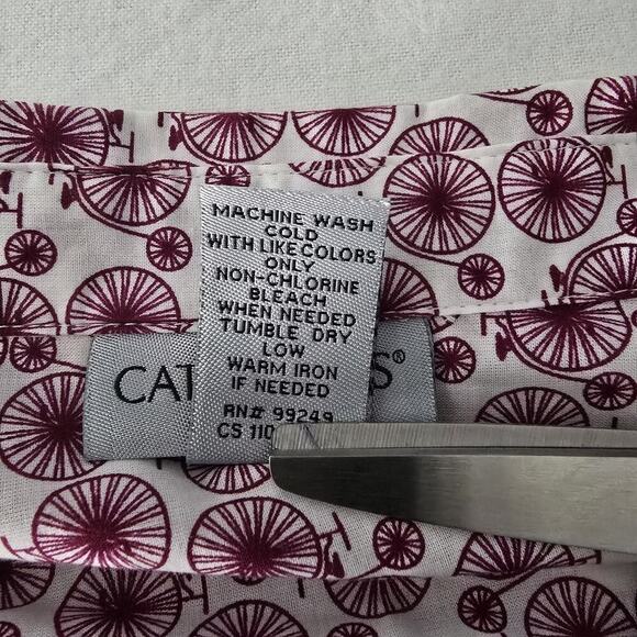 Catherines AOP Old Fashioned High Wheel Red Bicycle Women's Full Button Top 2X - Picture 7 of 7